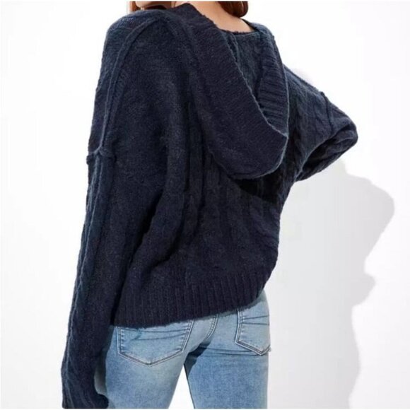 NWT American Eagle Light Pink Soft Hooded V-Neck Oversized Sweater Size Medium - Picture 5 of 6